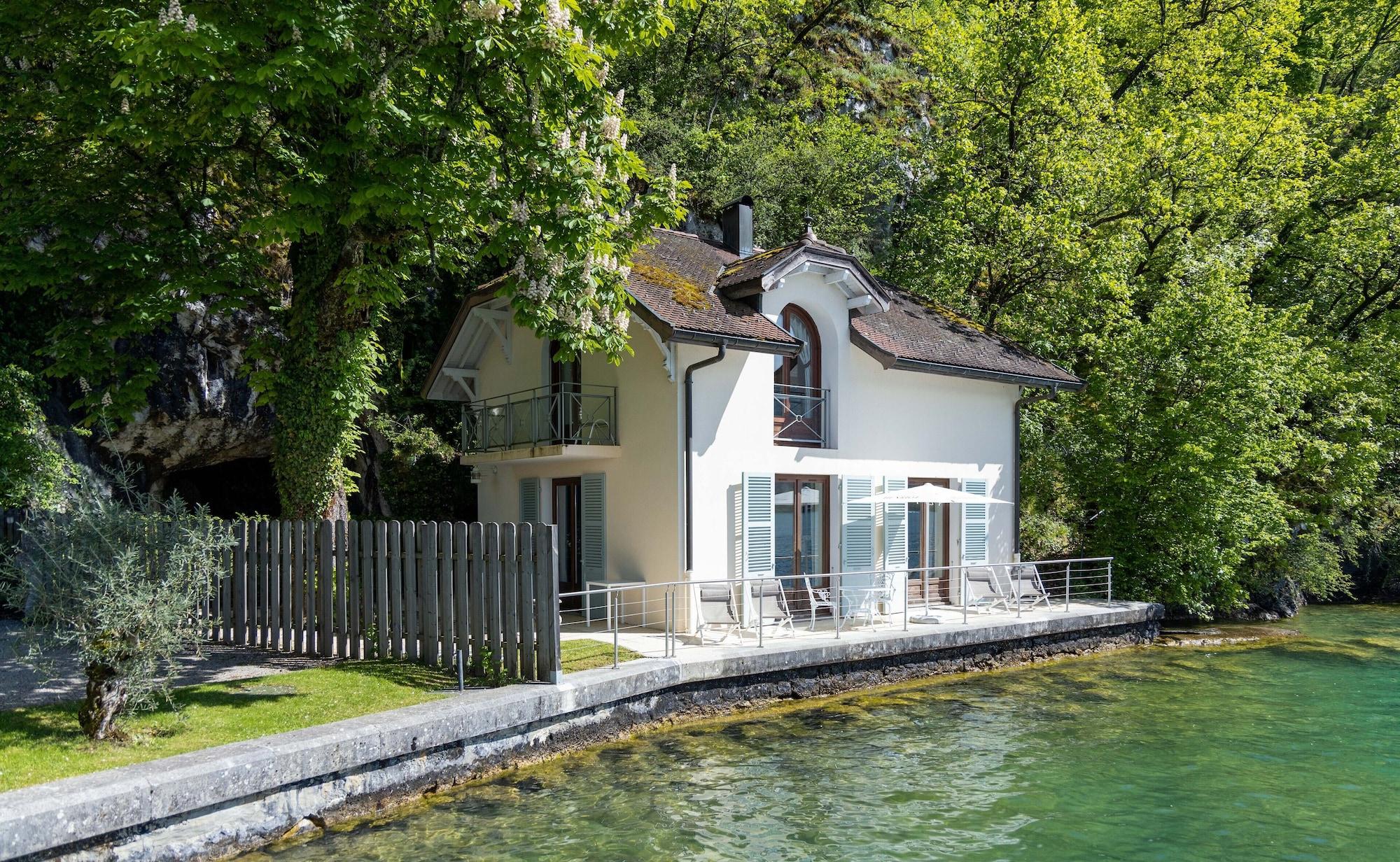 Le Palace De Menthon Kültér fotó